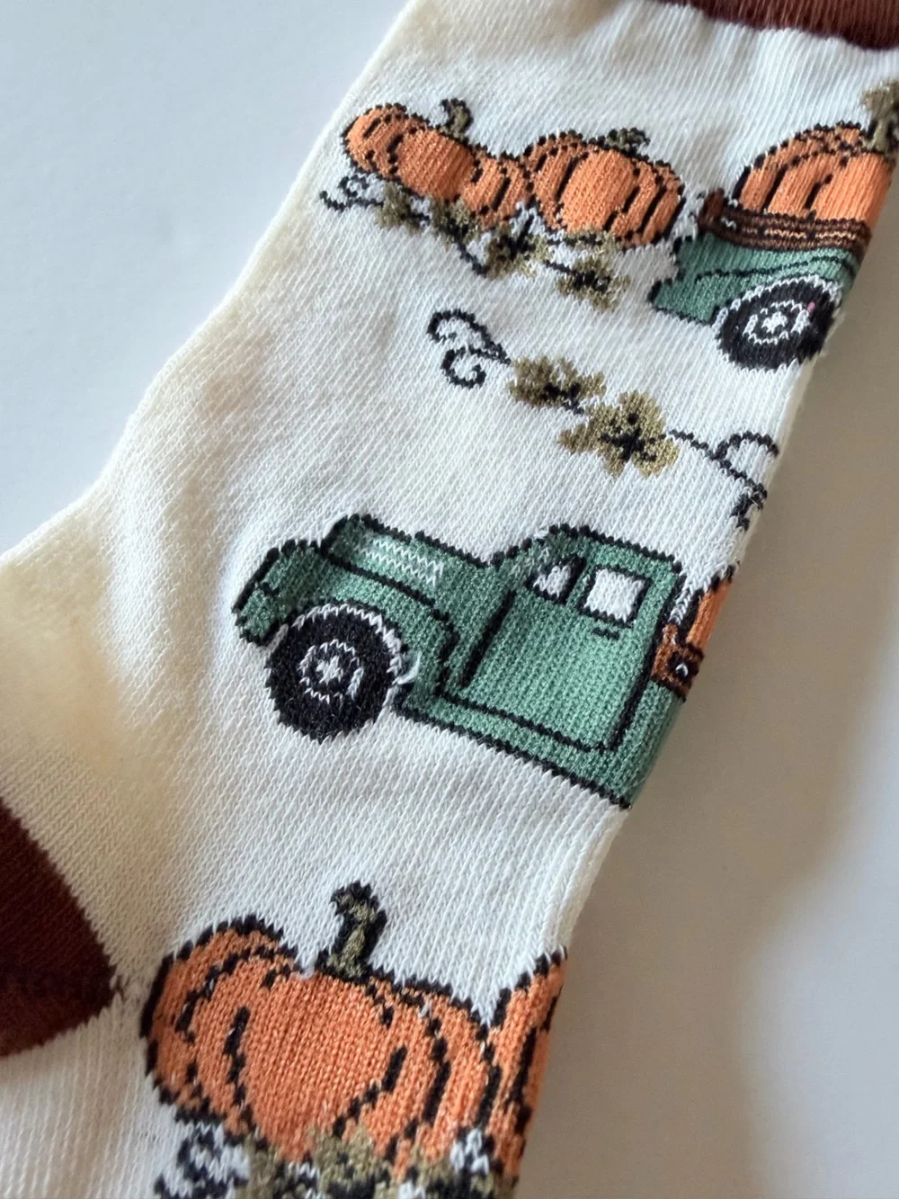 $1 🧦 NWT Novelty Socks – Fun Prints! (Perfect Order Add-On)